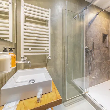 La Vaticana - Saint Peters View -